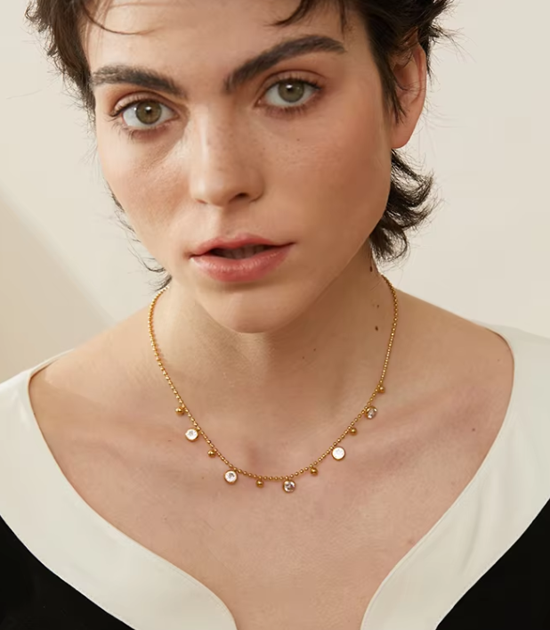 SARA NECKLACE