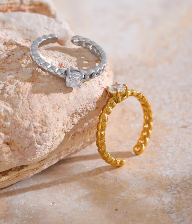 FLO ADJUSTABLE RING