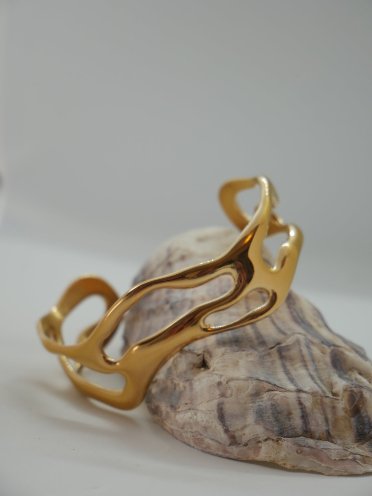 SHINE CUFF BANGLE