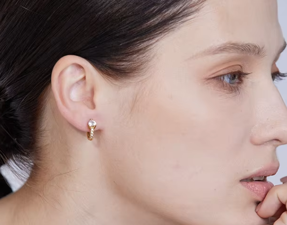 SARA HOOP EARRINGS