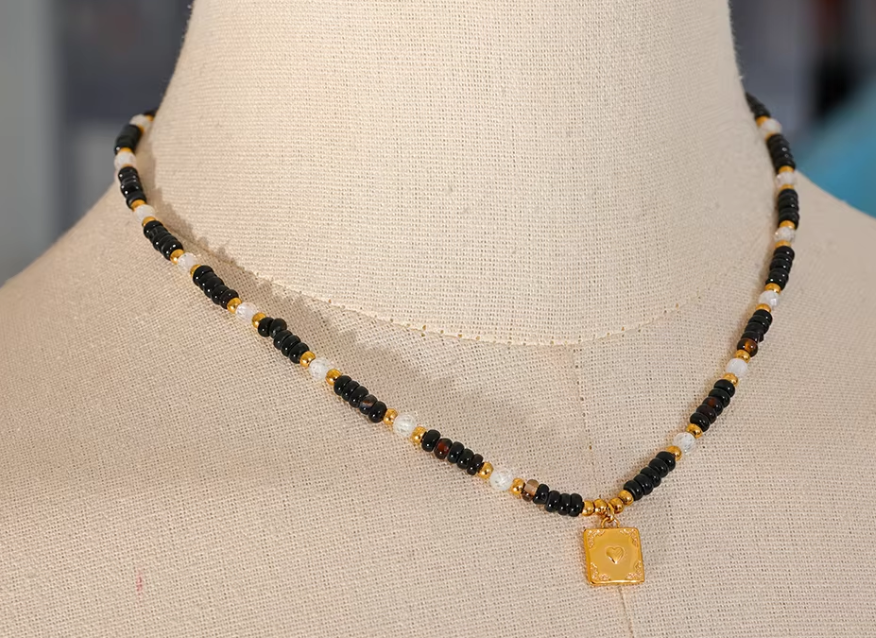 LUCY BEADED NECKLACE