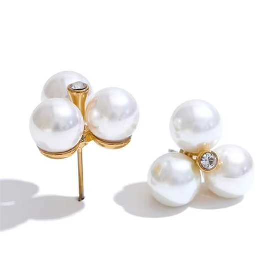 GRACE PEARL TRIO EARRINGS